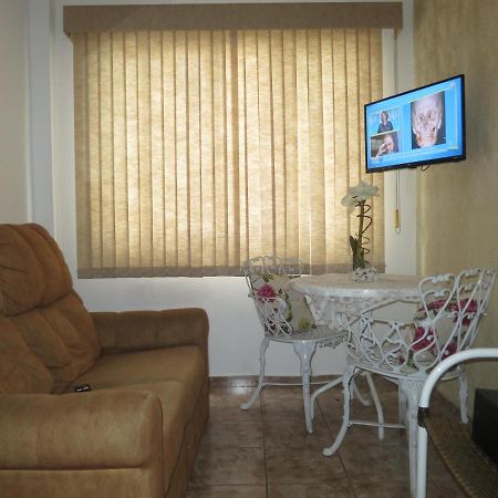 Apto Canto Do Forte - Praia Grande - Local Privilegiado - 100 Metros Da Praia - Internet Inclusa ภายนอก รูปภาพ